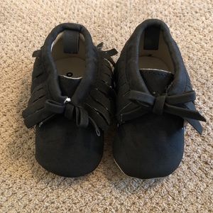 Infant girl moccasins